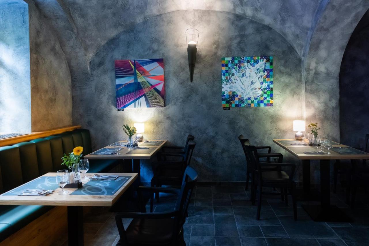 Oliva Hotel Veszprém Zewnętrze zdjęcie