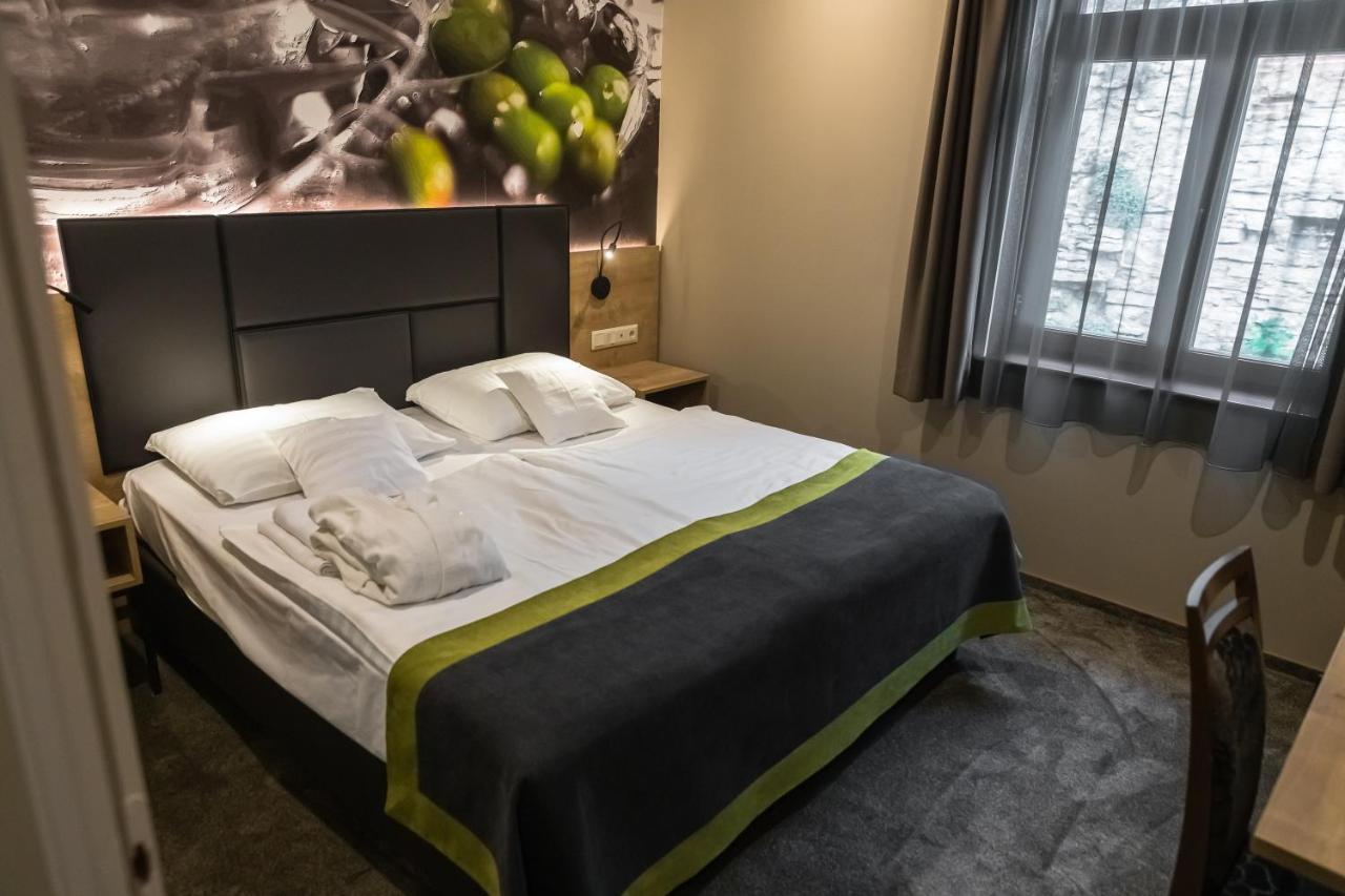 Oliva Hotel Veszprém Zewnętrze zdjęcie