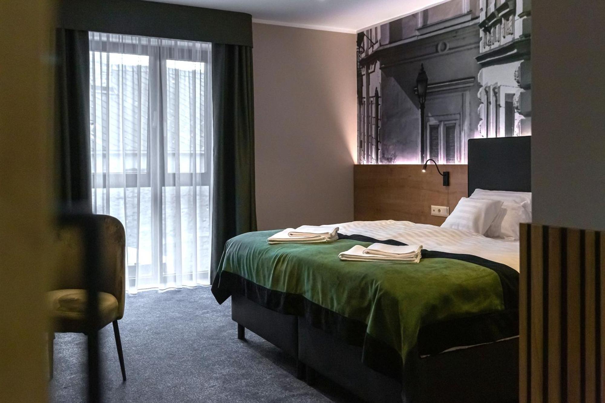 Oliva Hotel Veszprém Zewnętrze zdjęcie